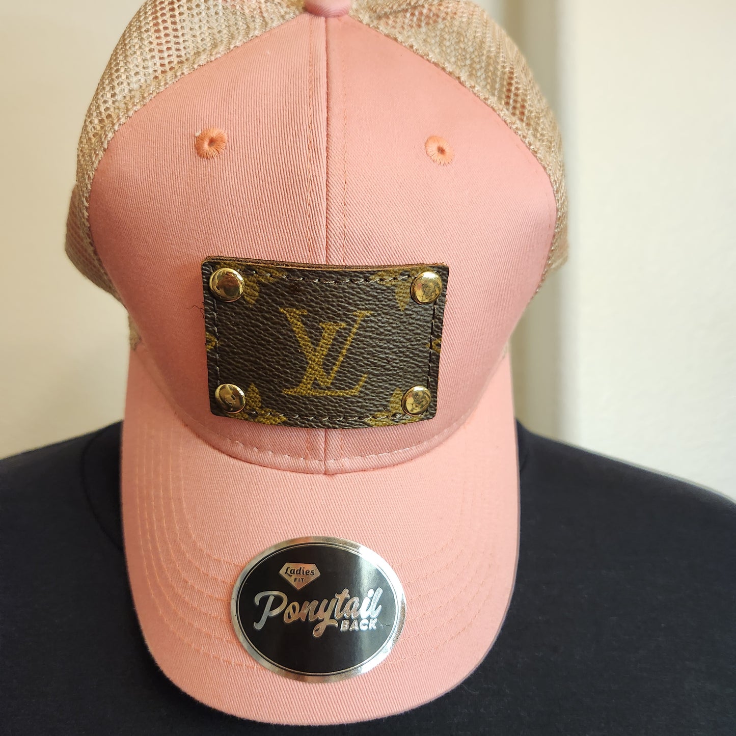 LV Cap